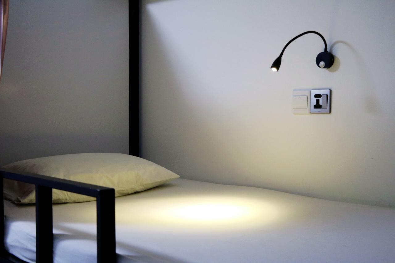 Dengba Hostel Янгон Екстериор снимка