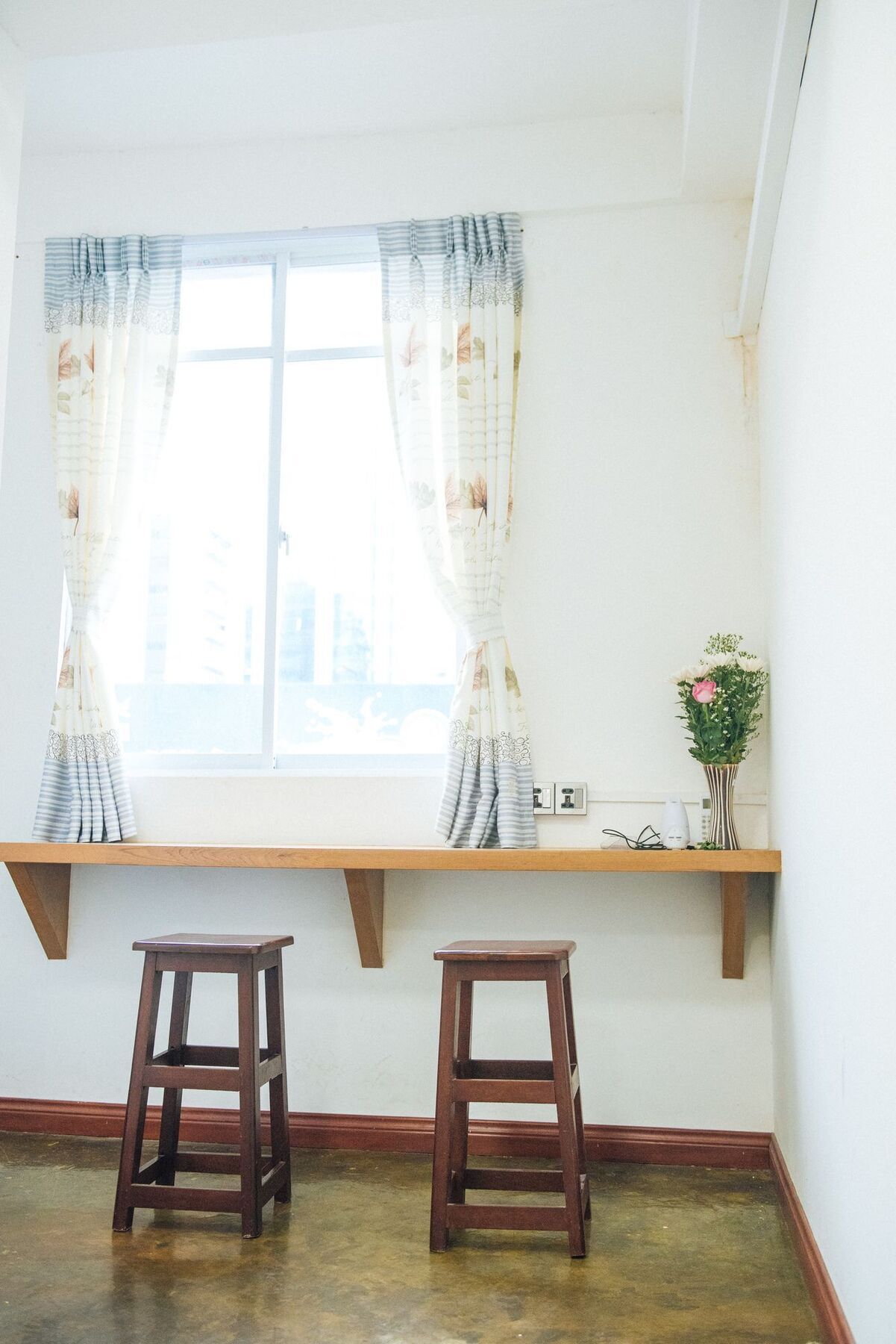 Dengba Hostel Янгон Екстериор снимка